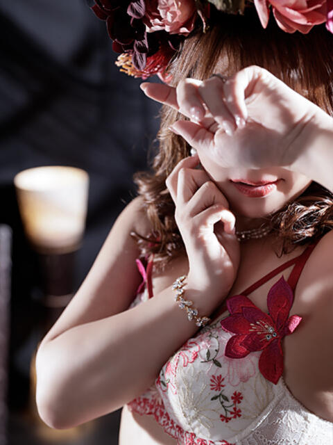 伊集 もな HANA-okinawa-（人妻系デリヘル）