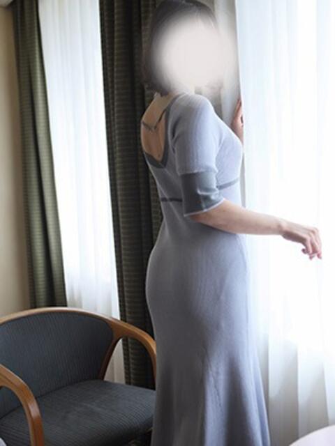 あやめ 阪神人妻花壇(人妻デリヘル)