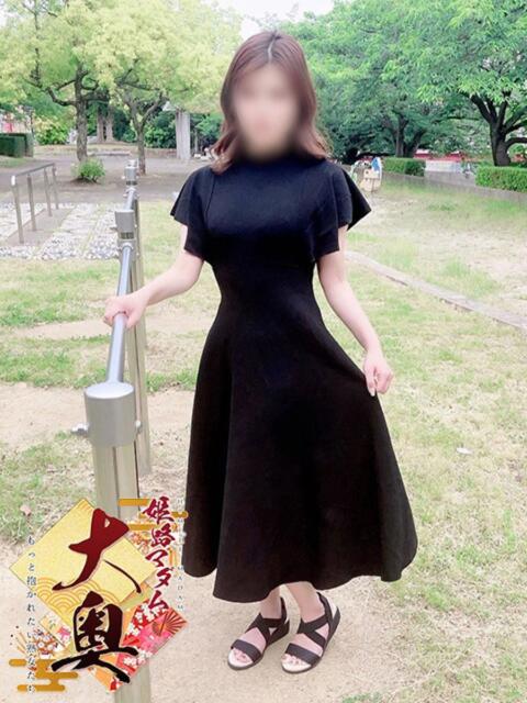 愛崎織恵(あいざきおりえ) 姫路マダム大奥(デリヘル)