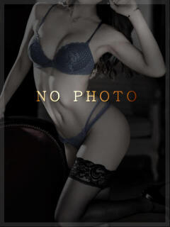 椎名 高級倶楽部 月兎貴婦人 大阪（梅田/デリヘル）