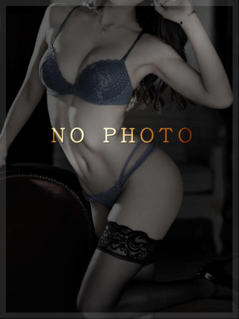 土居 高級倶楽部 月兎貴婦人 大阪（高級人妻デリヘル）