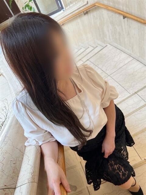 高槻(ﾀｶﾂｷ) 小山人妻城（人妻路上待ち合わせデリヘル）