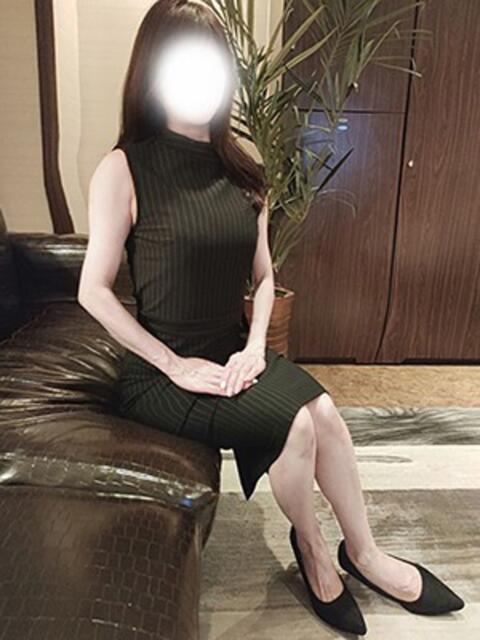 ももな 阪神人妻花壇（人妻デリヘル）