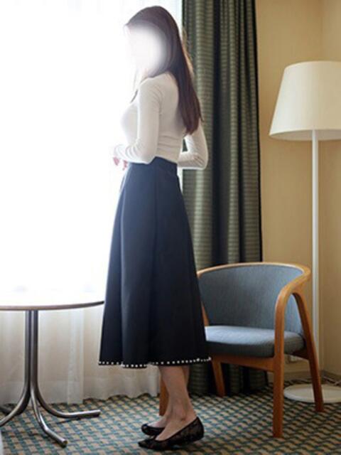 まり 神戸人妻花壇（人妻デリヘル）