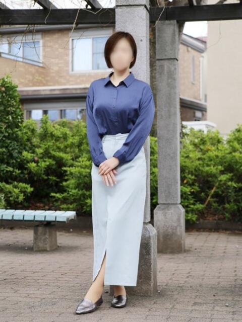 根本由美 こあくまな熟女たち沼津店（KOAKUMAグループ）（人妻・熟女デリヘル）