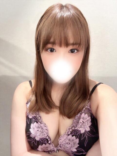 滝川みわ 全裸にされた女たちor欲しがり痴漢電車（ホテヘル）