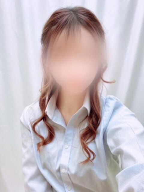 めい ミルキーラテ（店舗型オナクラ）