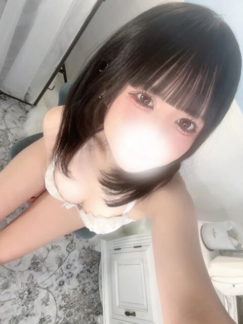 みさき 山梨　風俗　デリヘル　 『ラブ＆ピース学園』（デリヘル）