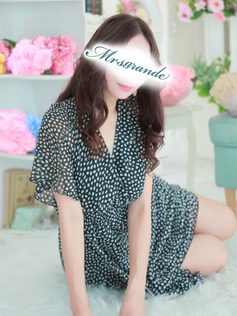 葵(あおい) ミセス グランデ(若妻・人妻デリヘル)