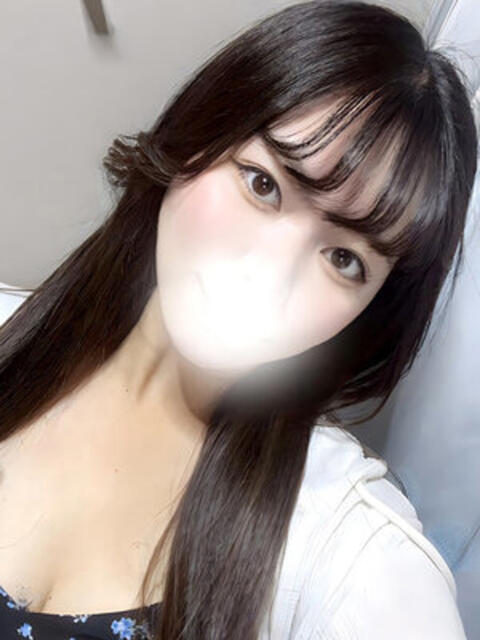 坂崎りうな 全裸の極みorドッキング痴漢電車（ホテヘル）