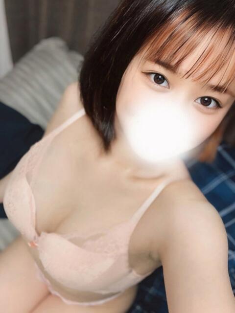 すずな※変態気質高めの敏感女 即イキ淫乱倶楽部 船橋店（デリヘル）