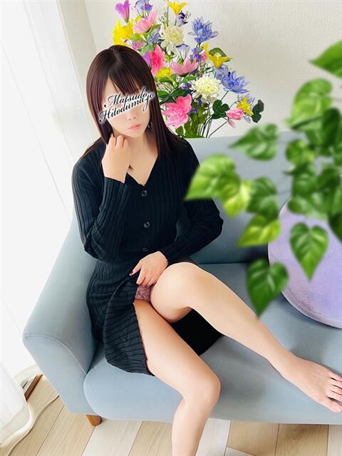 しま☆中毒性アリ美魔女 松戸人妻城(人妻系デリヘル)