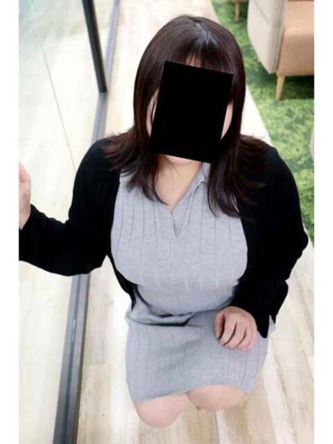 三重店みゆ 逢って30秒で即尺（人妻・熟女待ち合わせデリヘル）