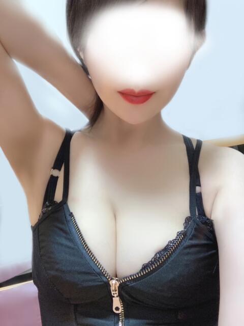 東堂めい 女神の熟女エステ（【非風俗】メンズエステ）