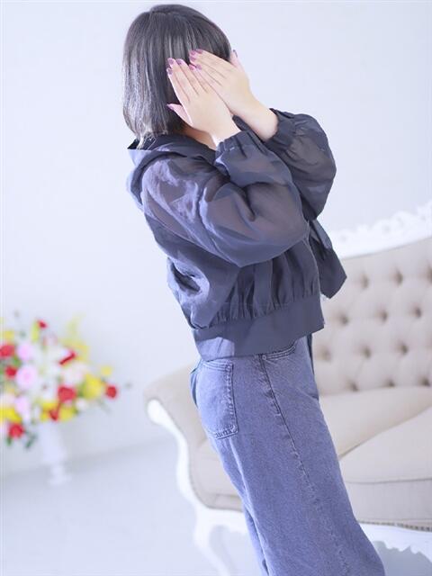 ひびき★完全未経験スタート フルフル☆60分10000円☆(RUSH ラッシュ グループ)(デリヘル)