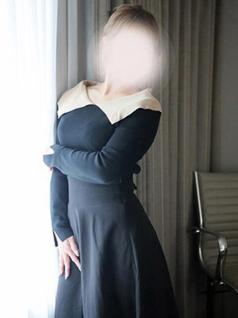 りず 神戸人妻花壇（人妻デリヘル）