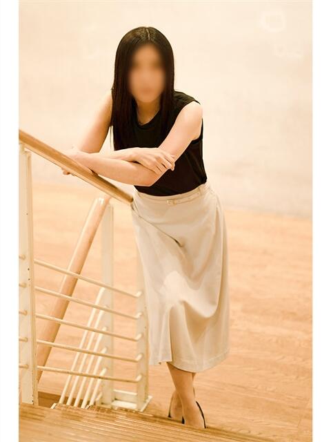 ことこ 奥鉄オクテツ大阪（駅待ち合わせ型人妻デリヘル）