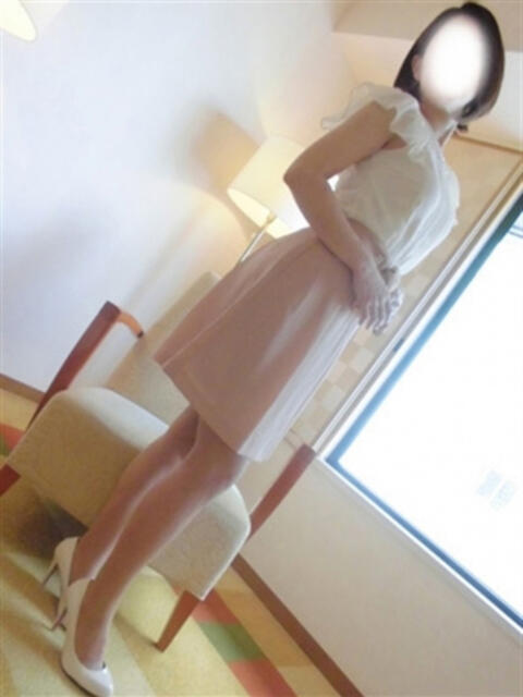 あん 神戸人妻花壇（人妻デリヘル）