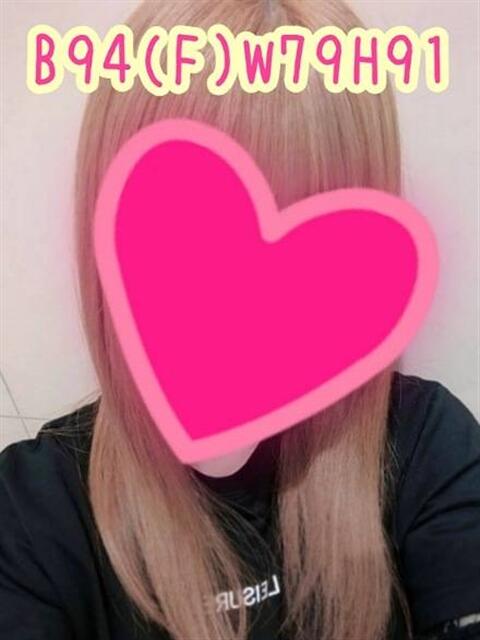 しほ♡未経験の童顔美人妻系♡ 富山高岡ちゃんこ(ぽっちゃりデリヘル)