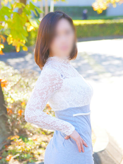 あき 完熟ばなな西川口(熟女専門デリヘル)