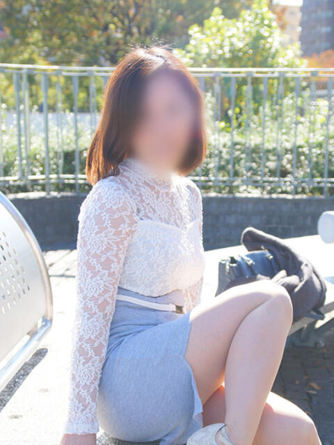 あき 完熟ばなな西川口(熟女専門デリヘル)