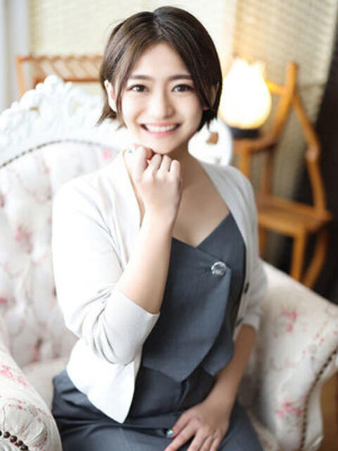 池上さや 断りきれない美人マッサージ嬢たち（デリヘル＆エステ）