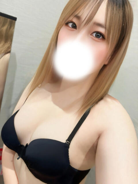 あみな◆責めもイケルどM娘 即イキ淫乱倶楽部（デリヘル）