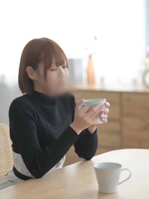 七瀬 かえで 快楽園 大阪梅田(ホテル待ち合わせ&派遣型ヘルス)