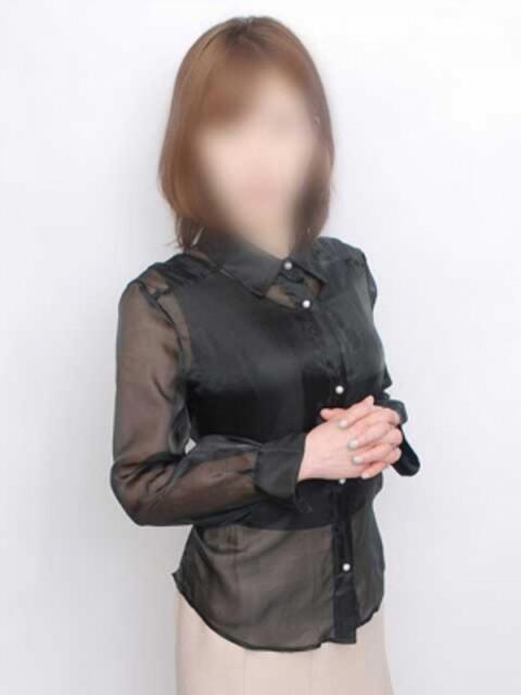 山川 ミセスの手ほどき（オナクラ）