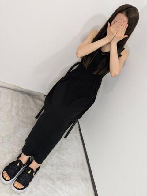 ゆずは 池袋しろパラ（ホテヘル（手コキ・オナクラ））