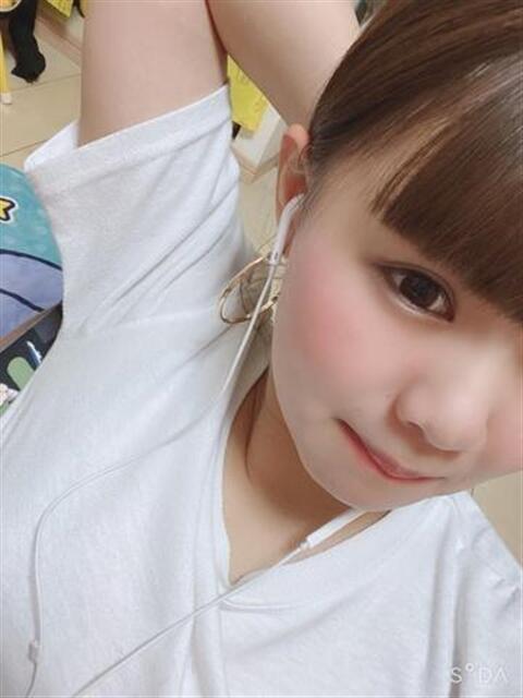 ゆいり『ぽっちゃりコース』 素人学園＠（デリヘル）