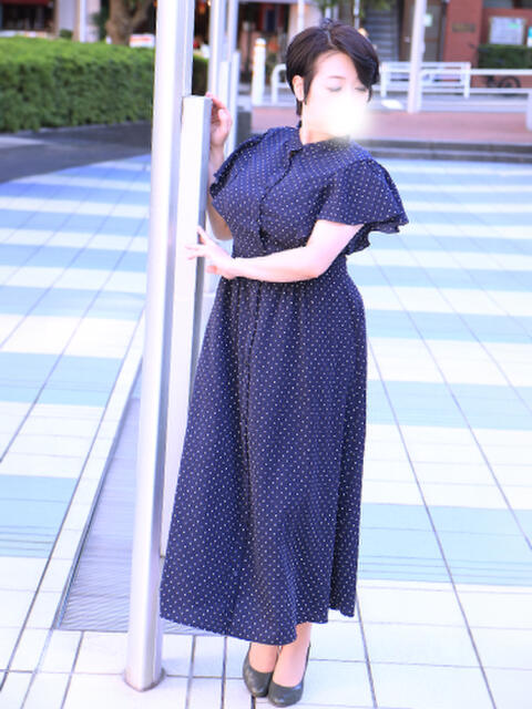 柏木舞子 ミセスラウンジ東京（人妻系デリヘル）