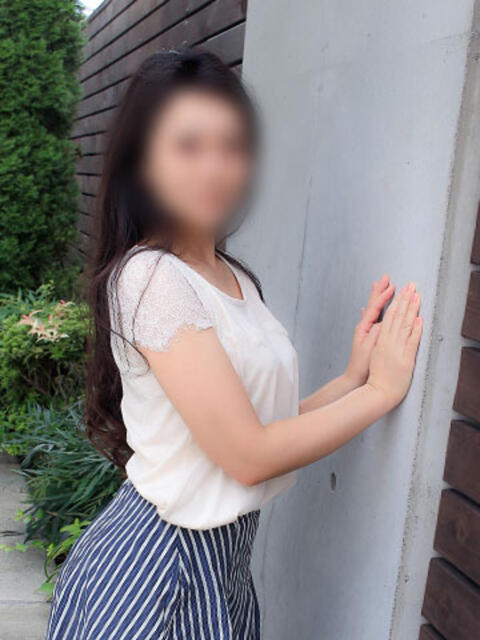 はなえ 素人妻達☆マイふぇらレディー(人妻系ホテヘル&デリヘル)