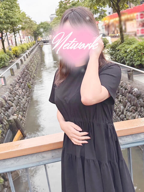 麦　むぎ（28） 出会い系人妻ネットワーク 熊谷編（人妻系デリヘル）