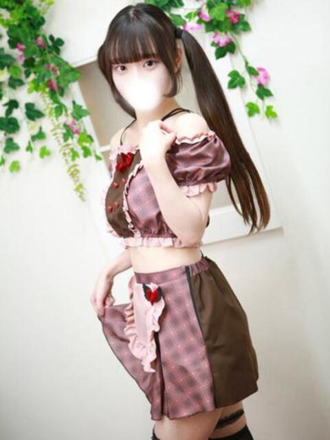 桃色ふわる 池袋手コキパラダイス　見習い天使とイタズラ小悪魔（オナクラ）