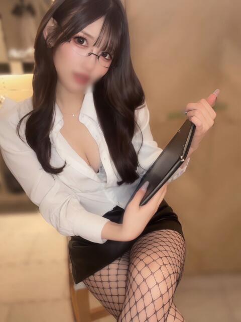 キャロル クラブ バレンタイン大阪（素人美女専門デリヘル）