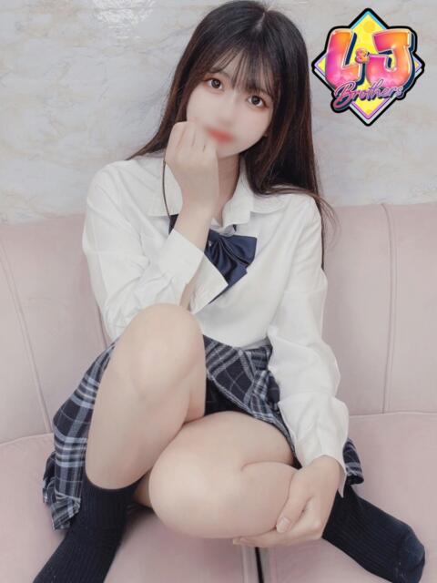えみ 清楚美女の裏の顔 L&Jブラザーズ(デリヘル)