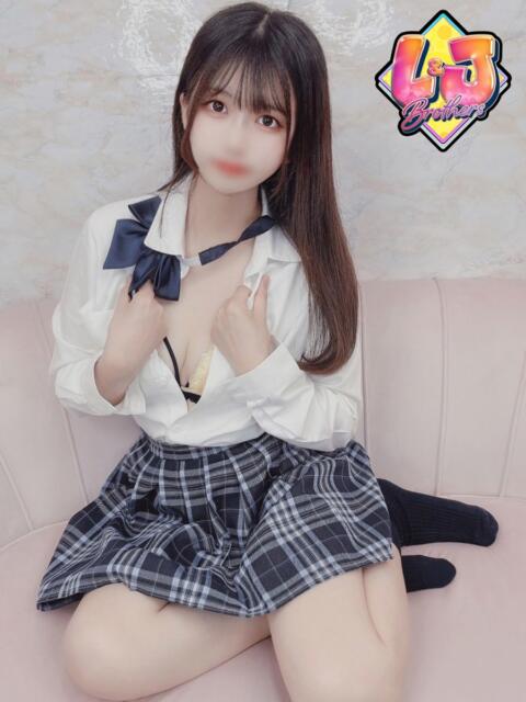 えみ 清楚美女の裏の顔 L&Jブラザーズ(デリヘル)