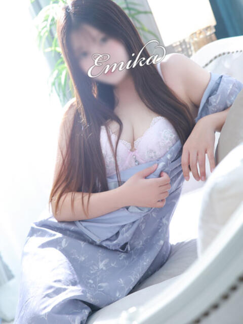 えみか 錦糸町人妻花壇（人妻デリヘル）