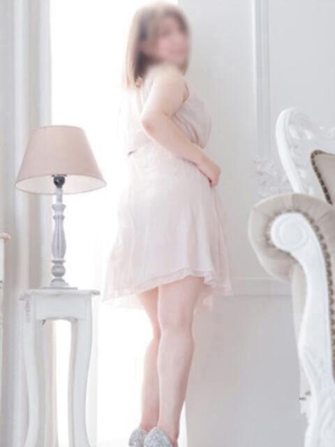 雫 熟女の風俗最終章　鶯谷店（人妻デリヘル）