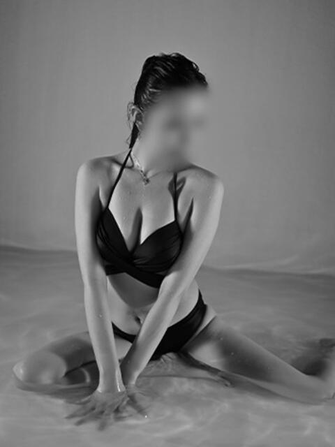 ひなの 谷町人妻ゴールデン倶楽部（人妻ホテヘル）