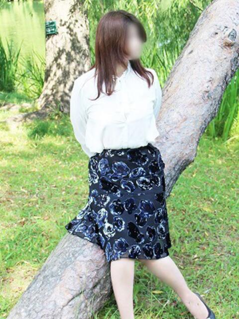 ゆみ 完熟ばなな新宿（熟女系待ち合せデリヘル）