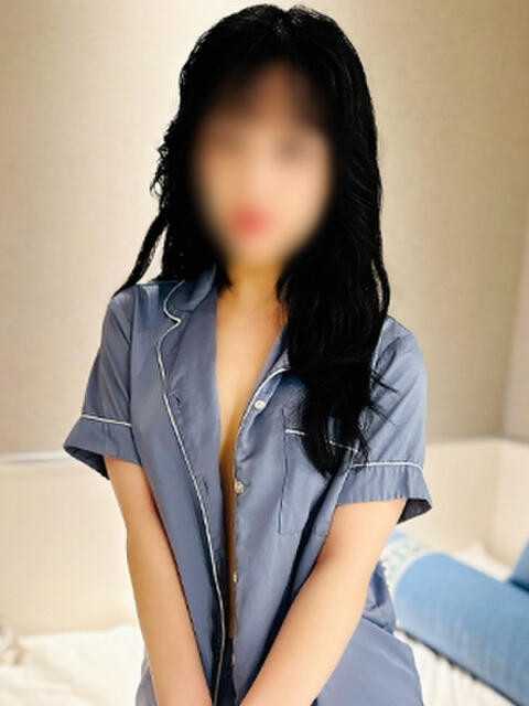 かずは 池袋添い寝女子（派遣型オナクラ＆手コキ）