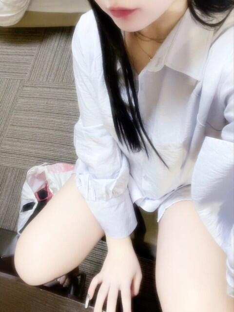 あおい☆未経験超可愛い極上モデル PREMIUM萌え可愛いチョコレート～全てのステージで感動の体験を～（デリヘル）