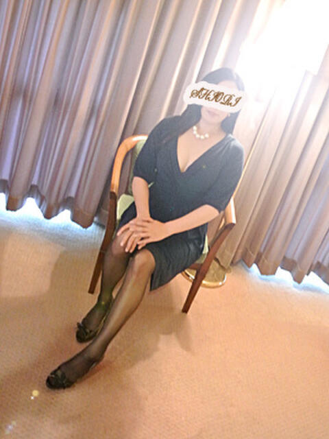 しおり 脱がされたい人妻 木更津店(デリヘル)