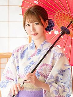 栗林れいか