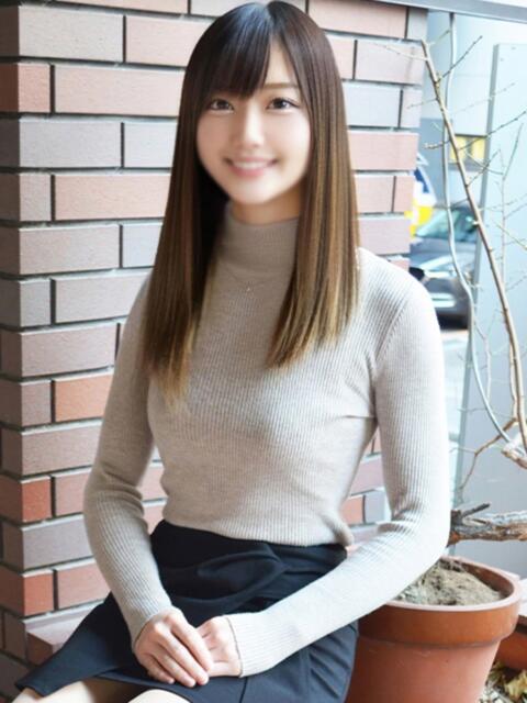 ゆりな★現役モデルJD★ 上野現役女子大生コレクション(デリヘル)