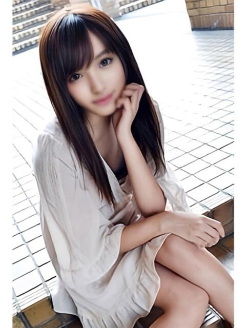 みなみ 上野現役女子大生コレクション（デリヘル）