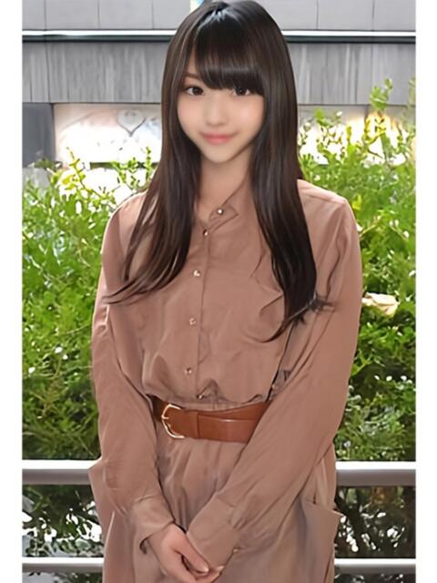 あやの 上野現役女子大生コレクション(デリヘル)