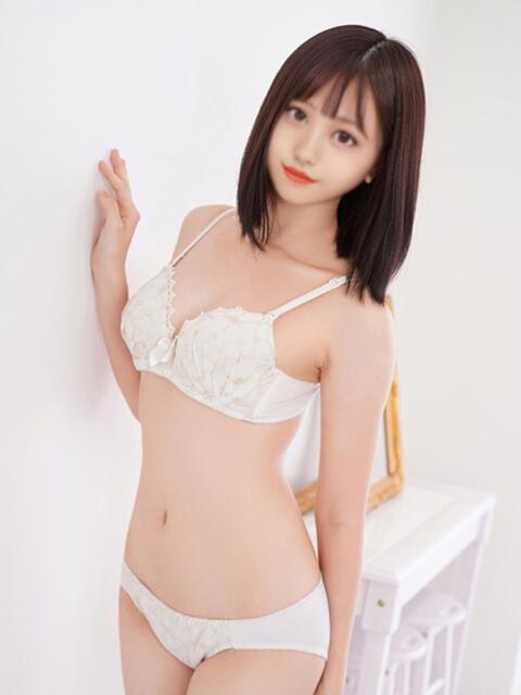 すずね 上野現役女子大生コレクション(デリヘル)